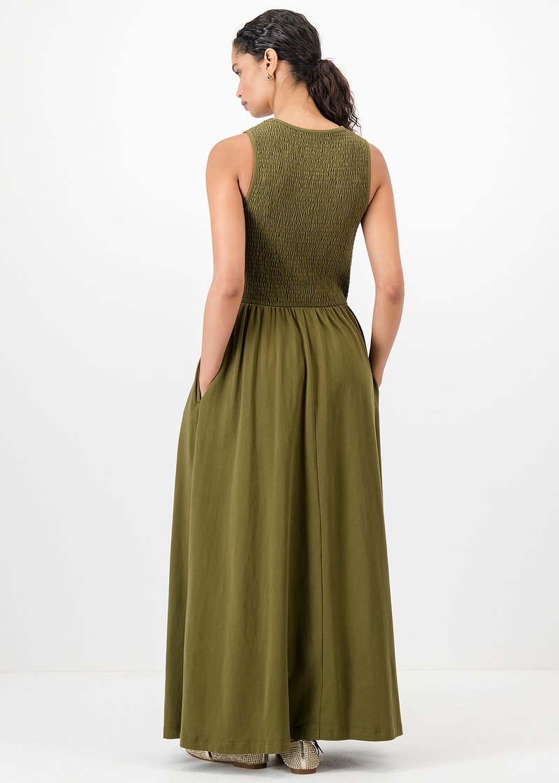 Olive Green Velmira Smocked Maxi Dress Printnewtee Sleeveless Gathered Casual Fit - Image 3
